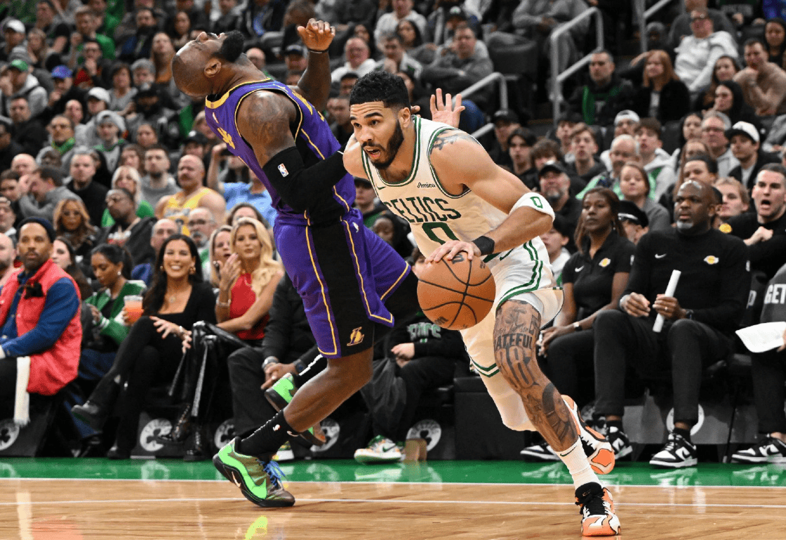 Kaiyun-塔图姆爆冷击败RNG，战术调整引爆全场！的简单介绍